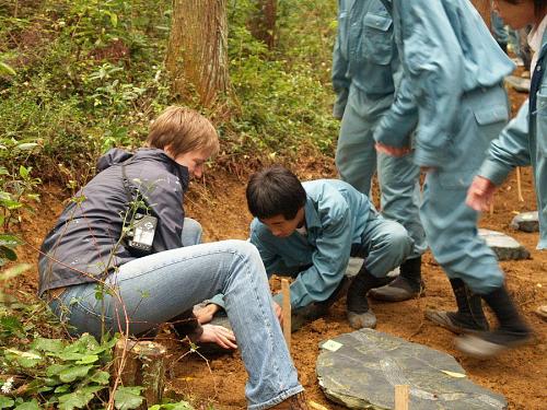 At the workshop with Josei Highschool students（Oawa-yama Mountain）