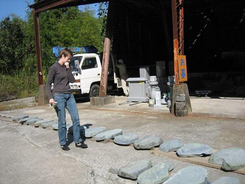 Choosing rocks at Higashi Sekizai