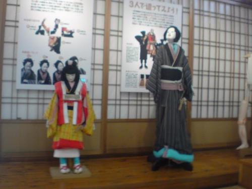The two characters from Keisei Awa no Naruto, Otsuru and Oyumi. (photo: Sofie)