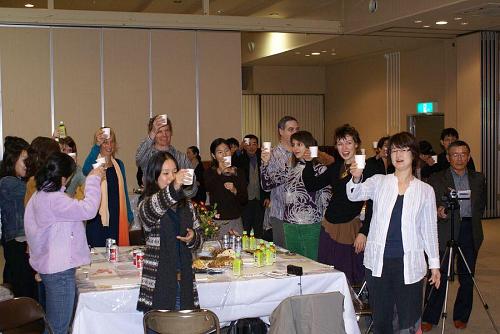 Head of the Board of Education Mr. Kawano gave the toast.