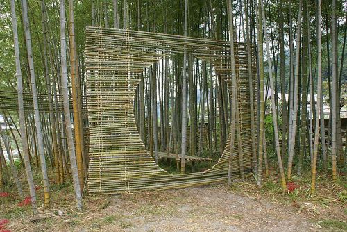 キャメロンさんの竹を使った作品。