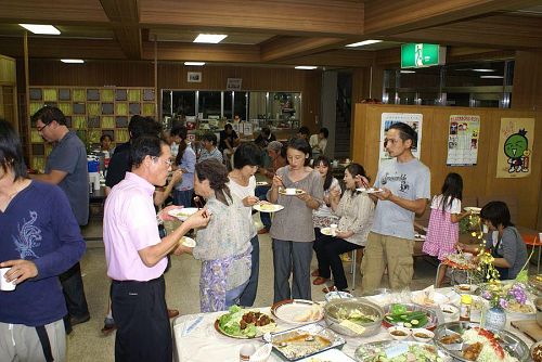 「イン神山」で情報を見た方、ぜひお越しください。会費1,000円で大いに楽しめます