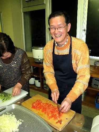 ニコライさんはいつも笑顔で写真に写ってくれます。