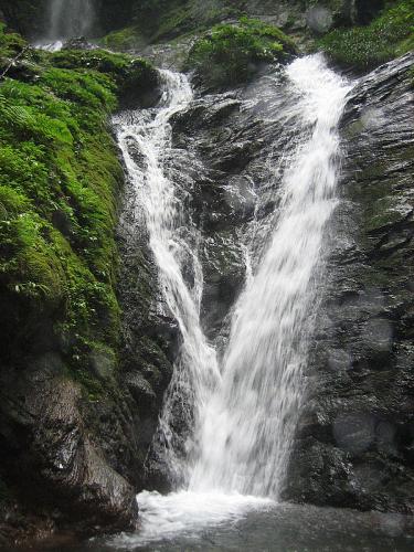 雨乞の滝、雌滝