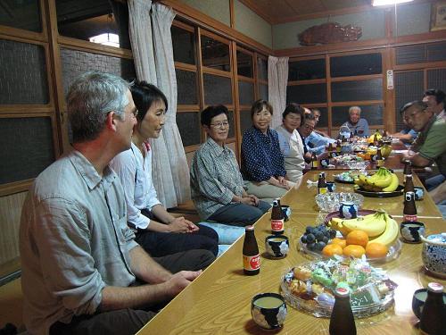 「神山に来てまだ少しだし、見ず知らずの自分たちをこんなにまで歓迎してくれるとは夢にも思いませんでした。ドウモアリガトウ・・・」