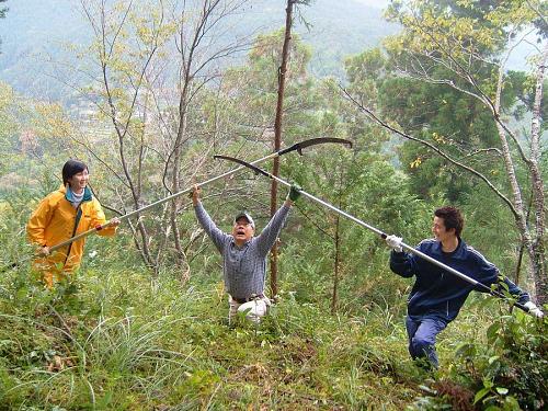 邪魔（じゃま）をする「カバ」な人。