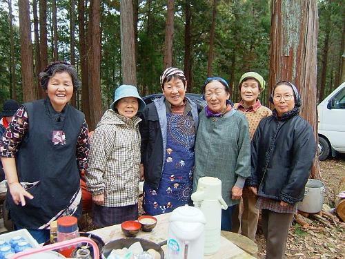 今月のまかない班は粟飯原国子様チームです！