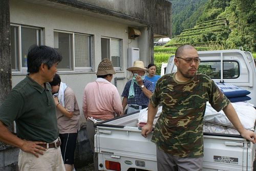 杉本会長の仕事振りはパワフルです。