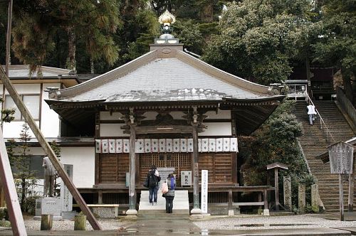 ご詠歌は「極楽の 弥陀の浄土へ 生きたくば 南無阿弥陀仏 口ぐせにせよ」