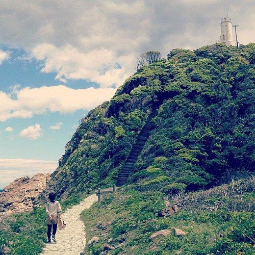 四国最東端、蒲生田岬にて。ドラクエの風景のような灯台。