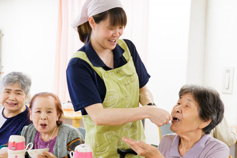 「家族のように向き合い、人生を共にする」　神山町養護老人ホーム寿泉園 〈支援員〉 募集