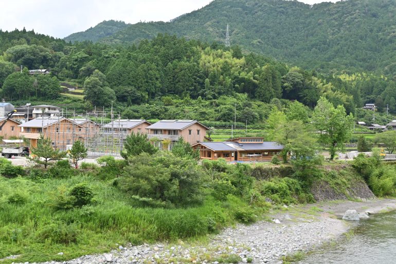 鮎喰川コモン ”スタッフ募集”